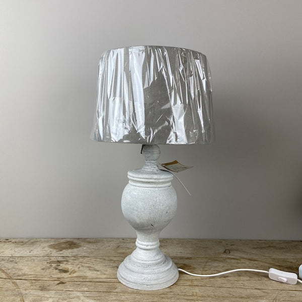 Uthina Table Lamp