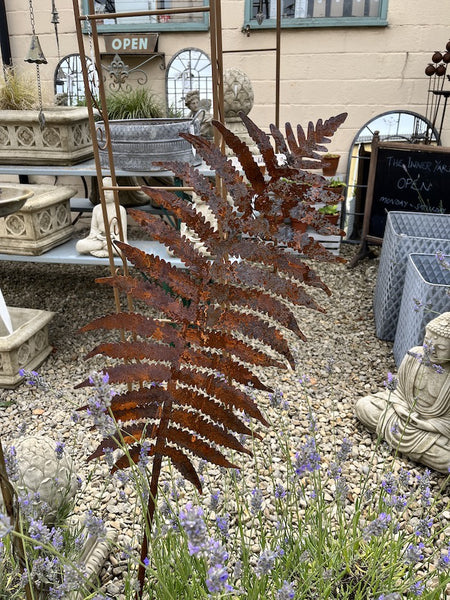 Curved Fern Stake - Large 117cm